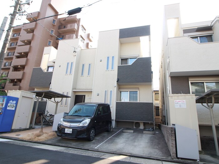 物件外観写真1　(外観写真)