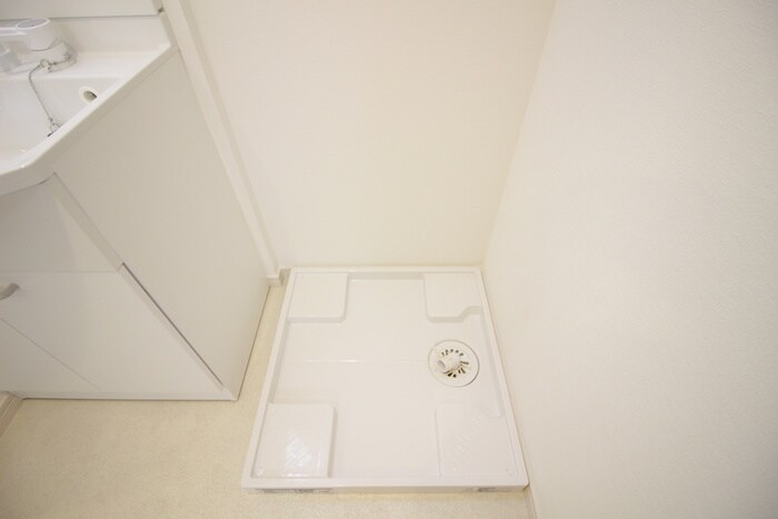 物件内観写真9　(洗濯機置場)