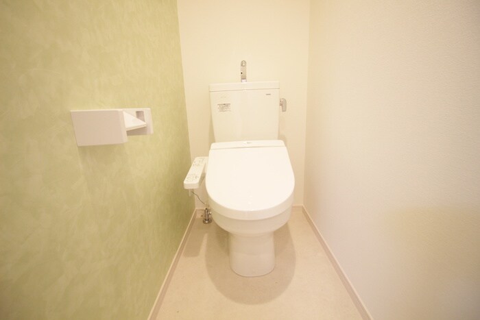 物件内観写真12　(トイレ)