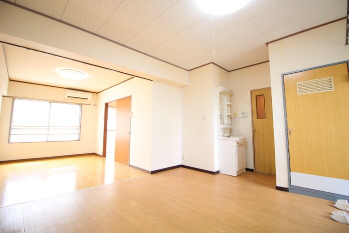 物件内観写真7　(居室)