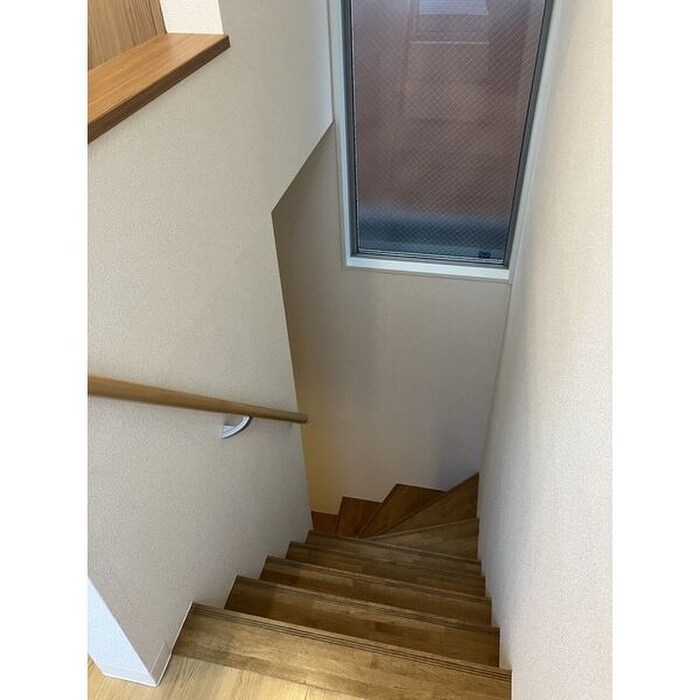 物件内観写真16　(廊下)