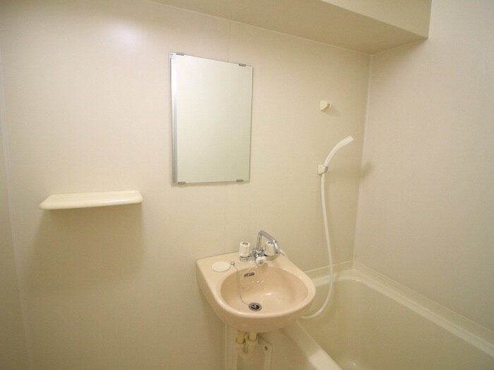 物件内観写真11　(洗面)
