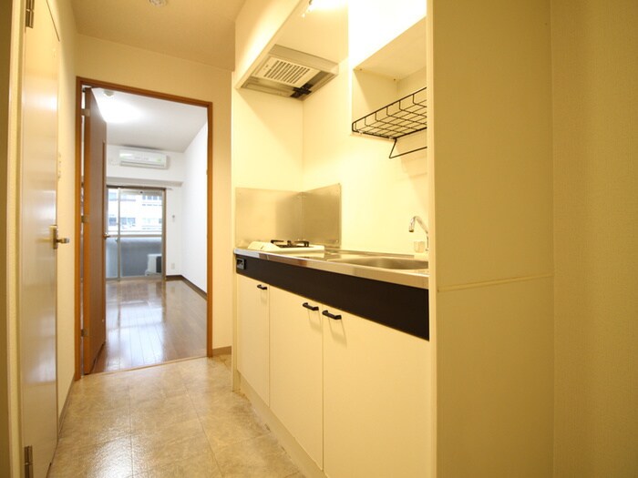 物件内観写真11　(廊下)