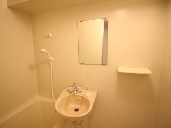 物件内観写真12　(洗面)