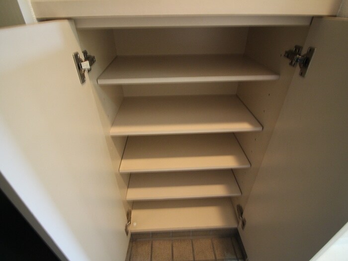 物件内観写真12　(靴箱)