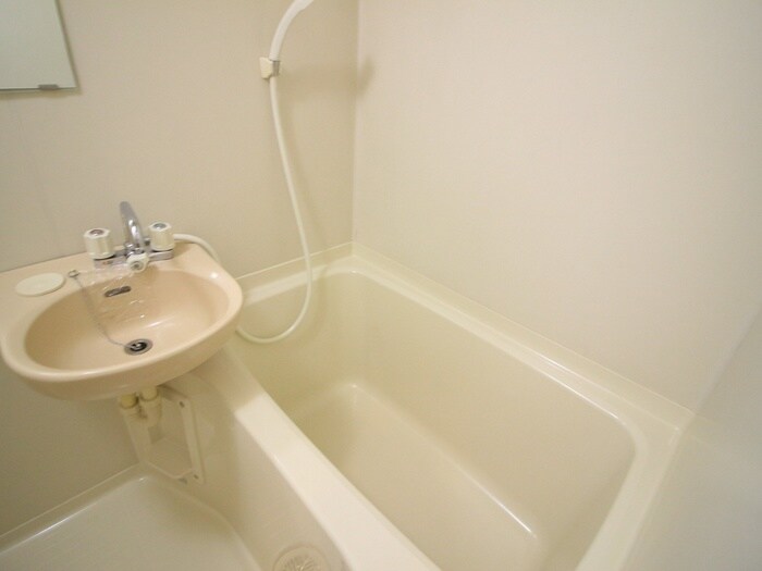 物件内観写真12　(バス／シャワールーム等)