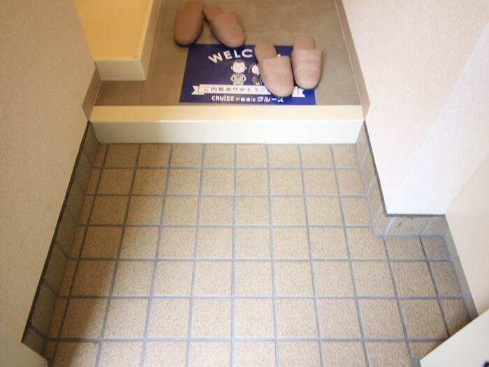 物件内観写真15　(玄関)