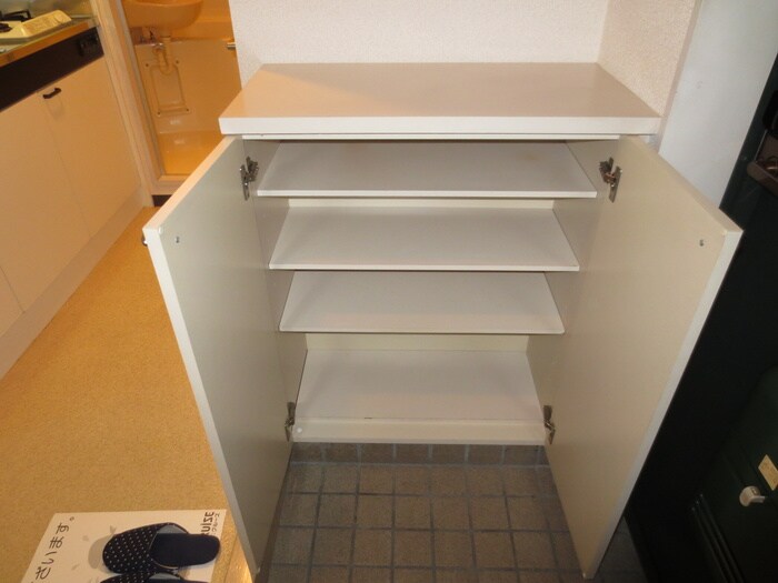 物件内観写真17　(靴箱)