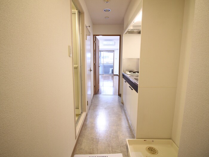 物件内観写真19　(廊下)