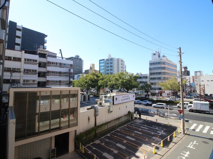 物件内観写真19　(室内からの展望)