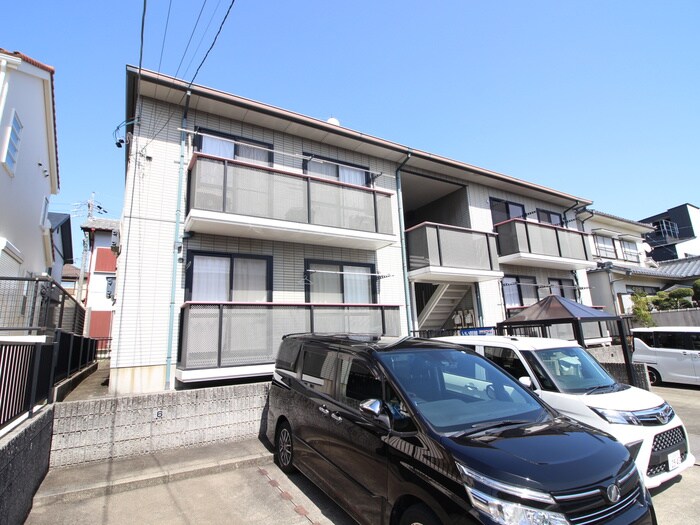 物件外観写真1　(外観写真)