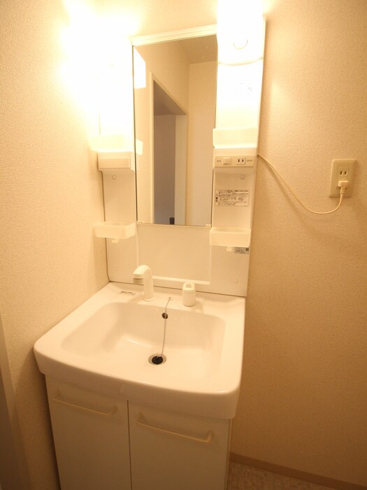 物件内観写真9　(洗面)