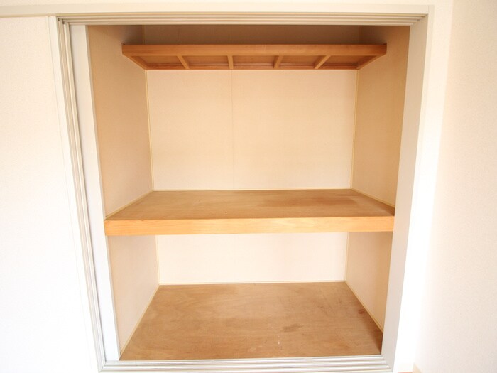 物件内観写真14　(収納)