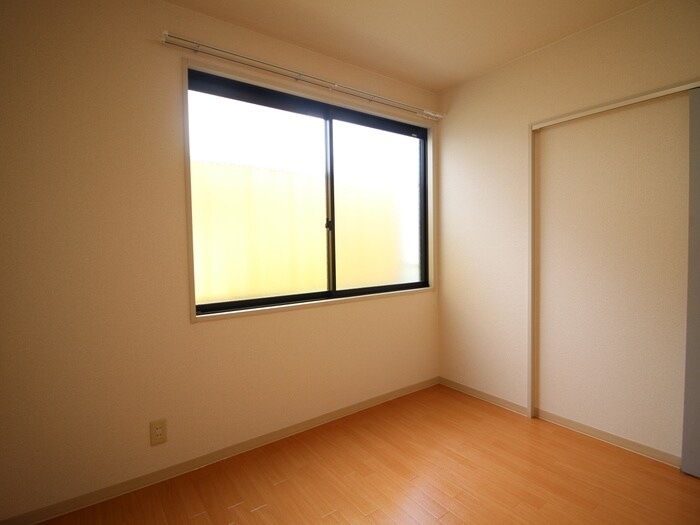 物件内観写真17　(居室)