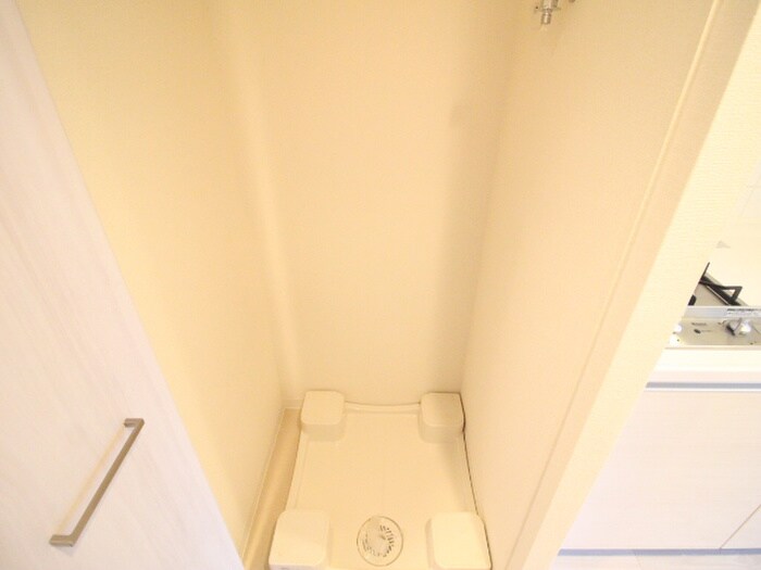 物件内観写真20　(洗濯機置場)