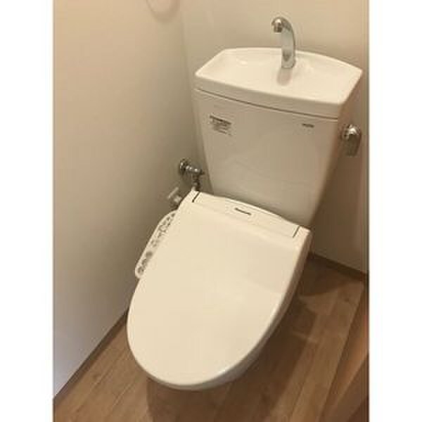 物件内観写真10　(トイレ)