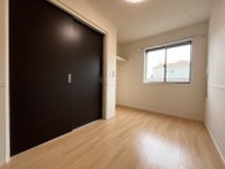 物件内観写真15　(居室)