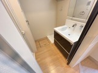 物件内観写真17　(洗面)