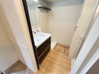 物件内観写真18　(洗面)