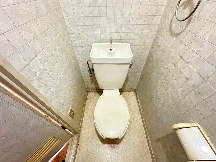 物件内観写真12　(トイレ)