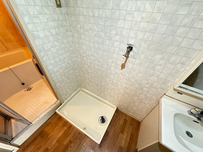 物件内観写真20　(洗濯機置場)