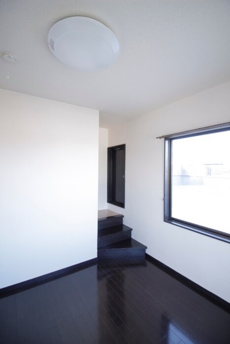 物件内観写真21　(居室)