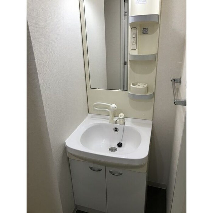 物件内観写真9　(洗面)