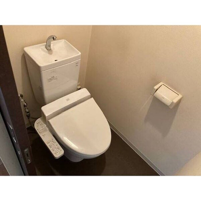 物件内観写真12　(トイレ)