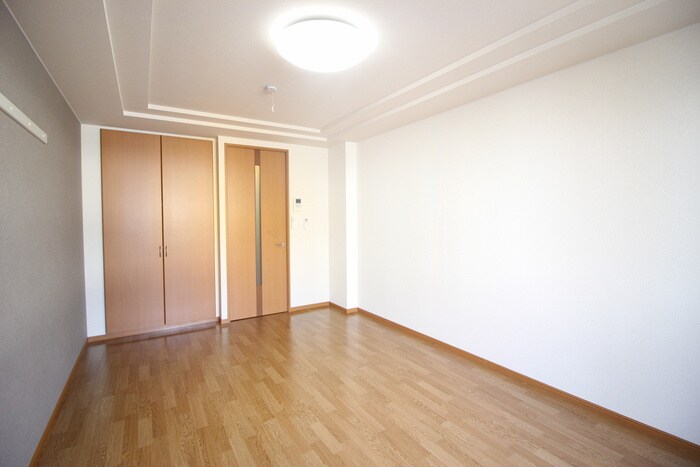 物件内観写真16　(居室)