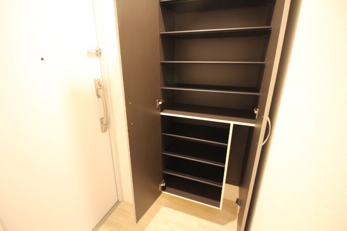 物件内観写真20　(靴箱)