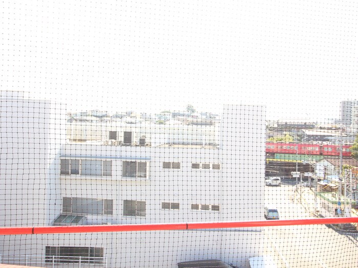 物件内観写真22　(室内からの展望)