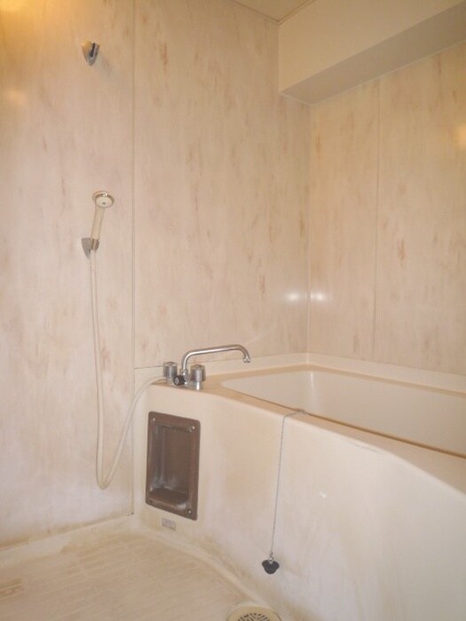 物件内観写真12　(バス／シャワールーム等)