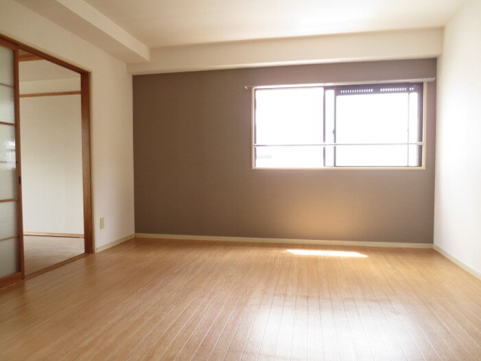 物件内観写真15　(居室)