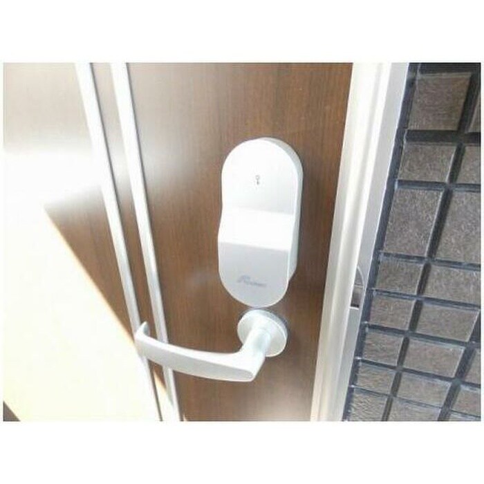 物件内観写真10　(玄関)