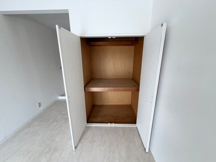 物件内観写真10　(収納)