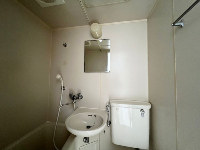 物件内観写真13　(洗面)