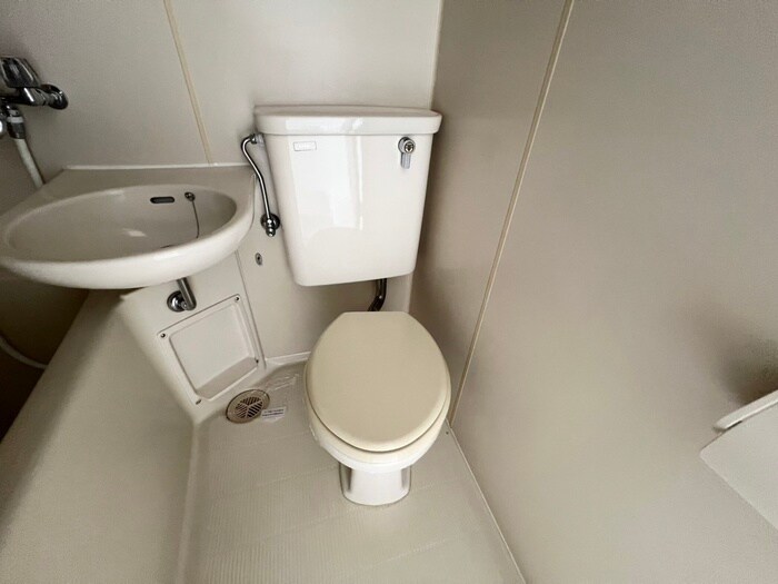 物件内観写真14　(トイレ)