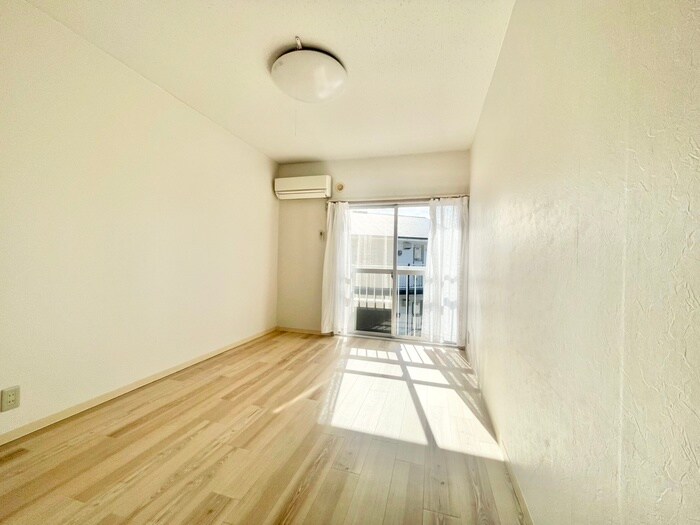 物件内観写真15　(居室)