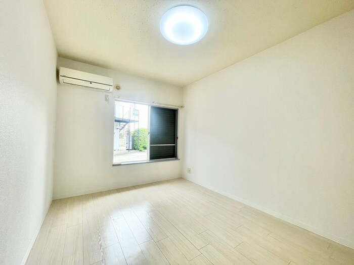物件内観写真15　(居室)