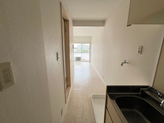 物件内観写真17　(廊下)