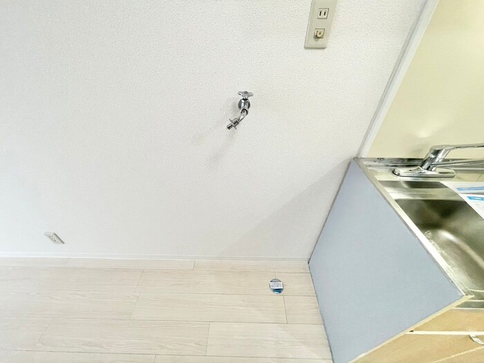 物件内観写真18　(洗濯機置場)