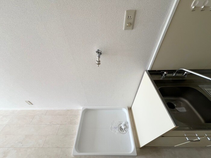 物件内観写真19　(洗濯機置場)