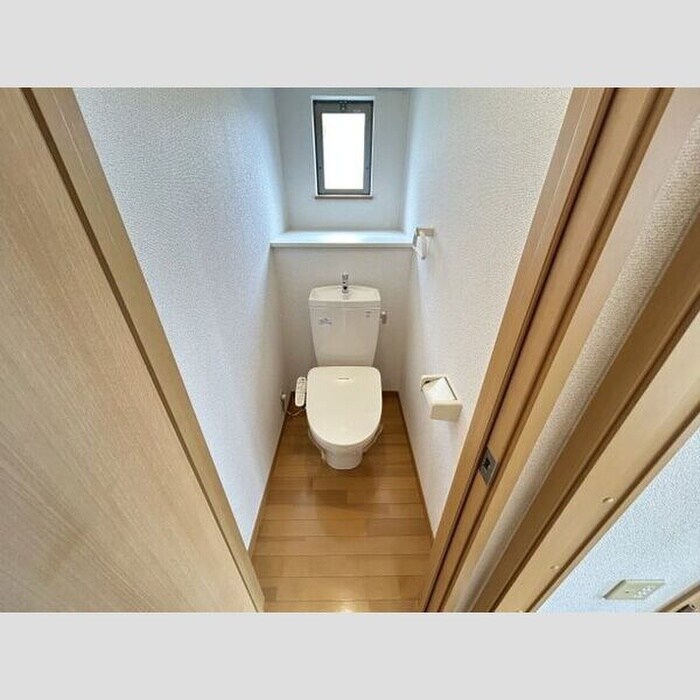 物件内観写真10　(トイレ)