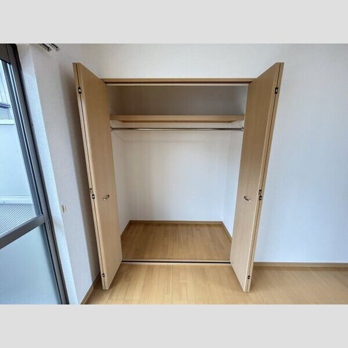 物件内観写真13　(収納)