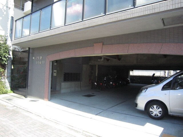 物件外観写真3　(駐輪場)