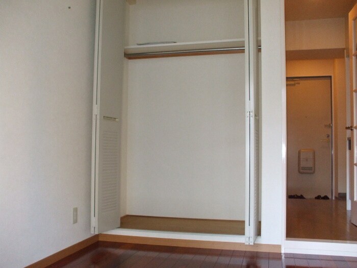 物件内観写真13　(収納)