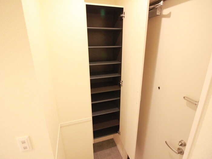 物件内観写真22　(靴箱)