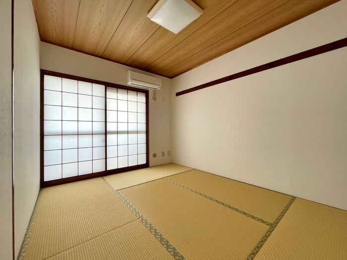 物件内観写真8　(居室)