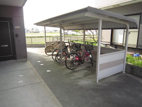 駐輪場