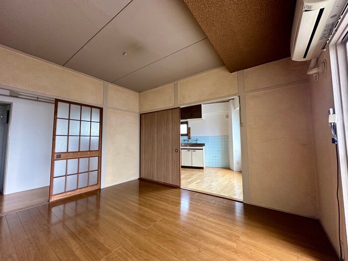 物件内観写真10　(居室)